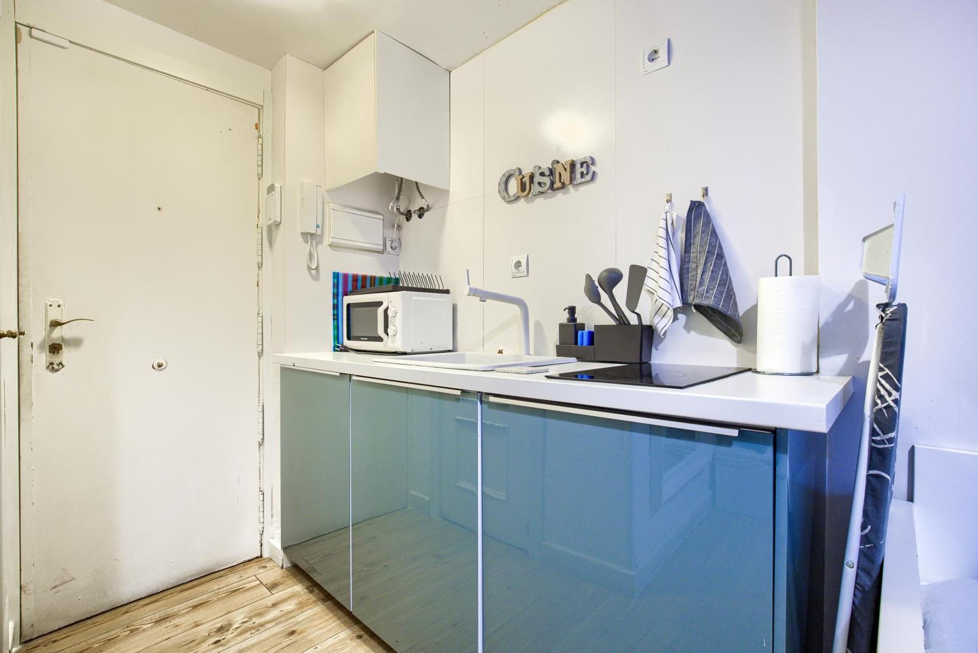 Intimo Estudio En Madrid, Centro, 2Pax, Wifi & Tv Экстерьер фото