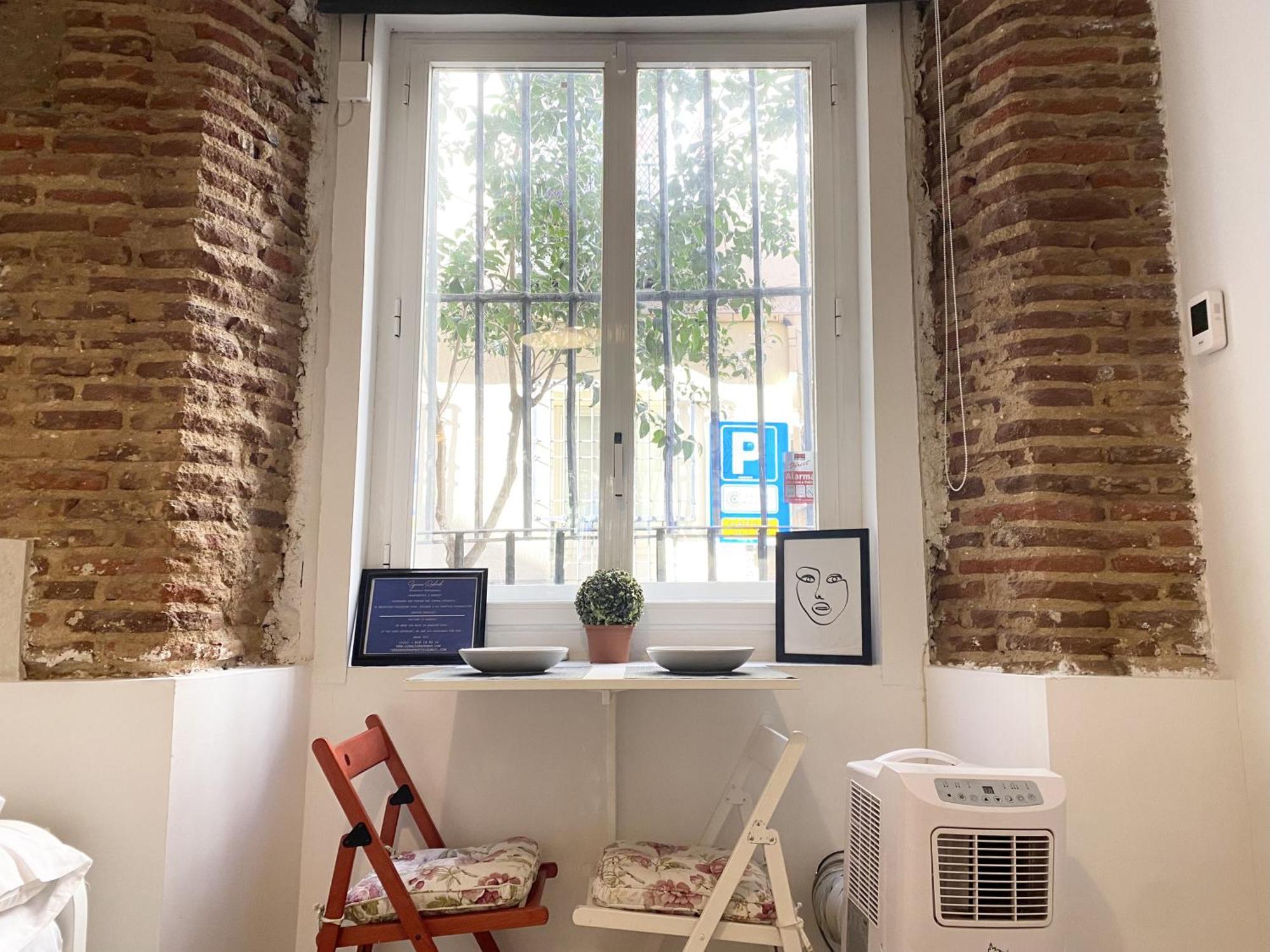Intimo Estudio En Madrid, Centro, 2Pax, Wifi & Tv Экстерьер фото